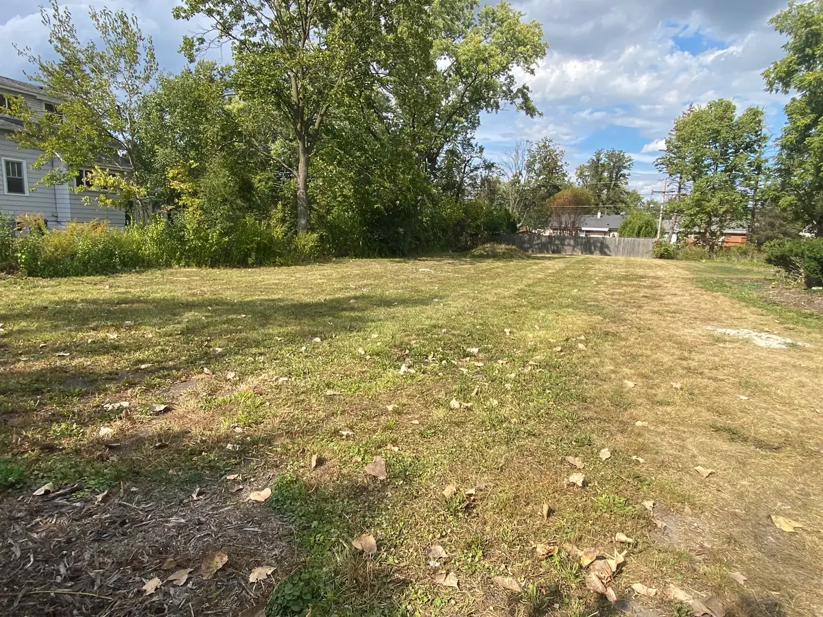 1738 Whitcomb Avenue, Des Plaines, IL 60018 - #1