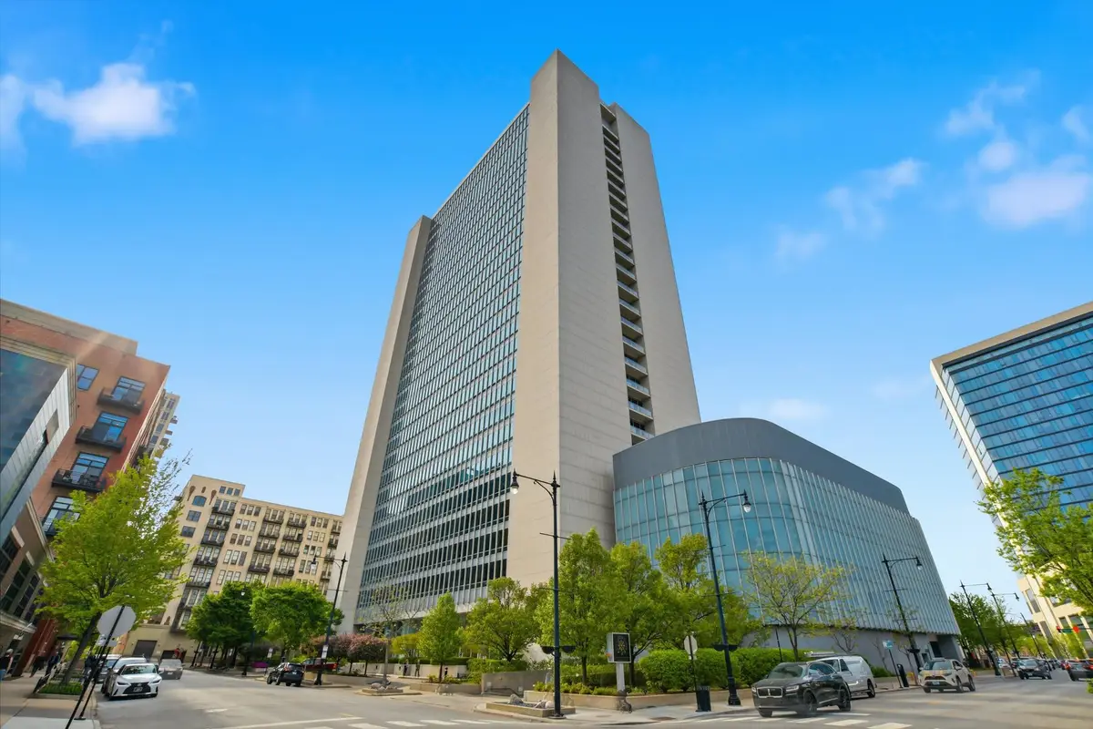 500 W Superior Street #1010, Chicago, IL 60654 - #1