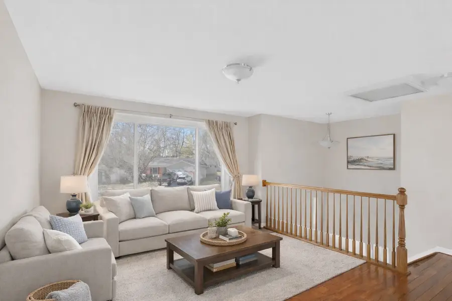 24W474 Surf Court, Naperville, IL 60540 - #2