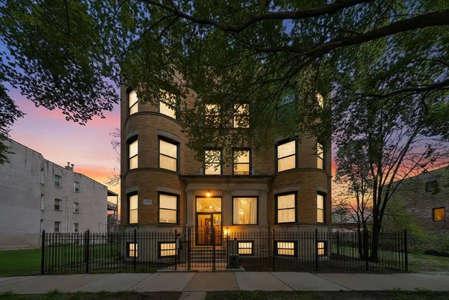 4541 S Prairie Avenue #1N, Chicago, IL 60653 - #2