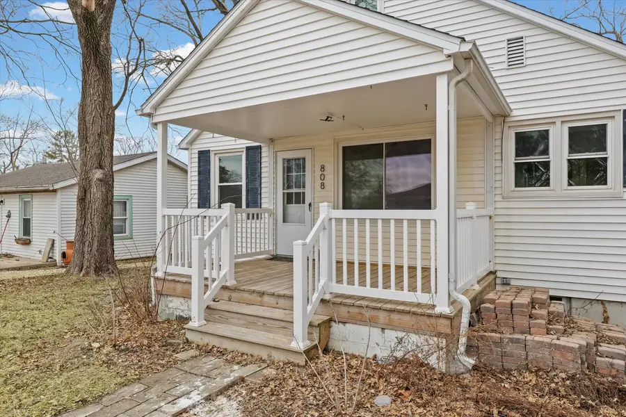 808 W William Street, Monticello, IL 61856 - #3