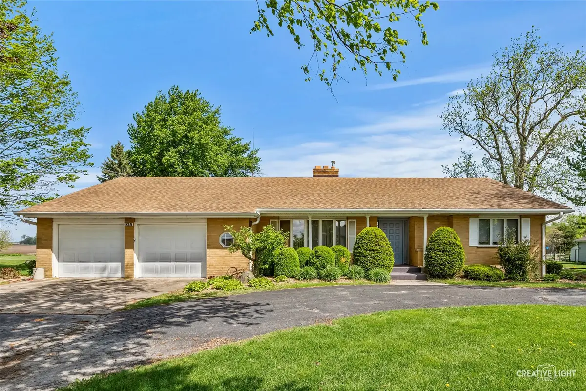 225 W Joliet Street, Newark, IL 60541 - #1