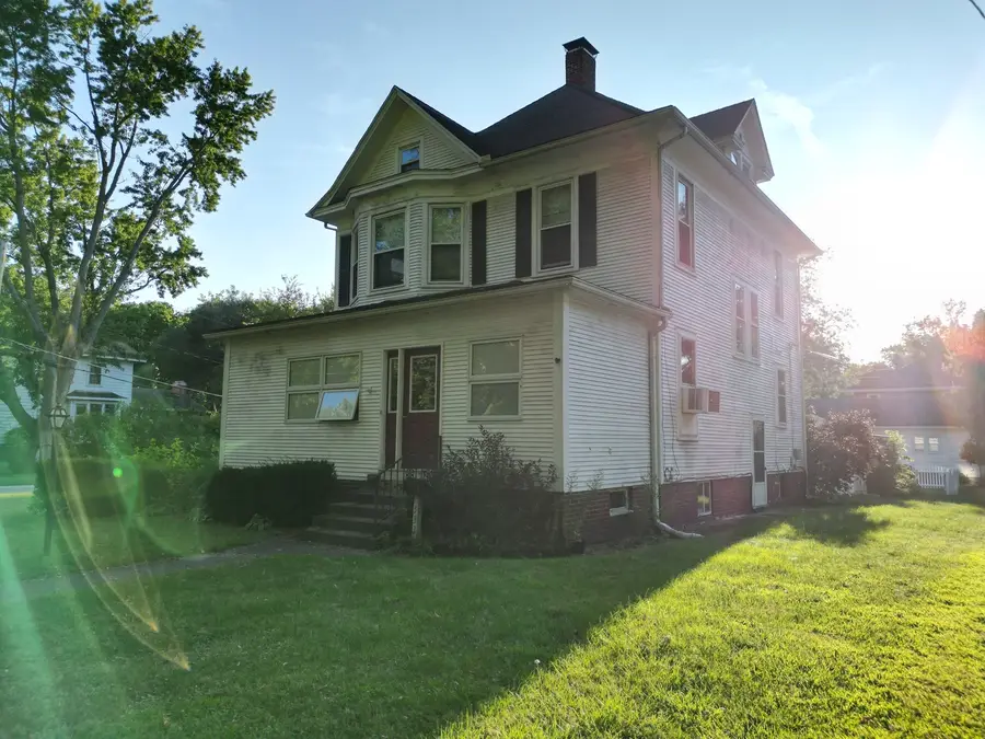 533 S 4th Street, Watseka, IL 60970 - #2