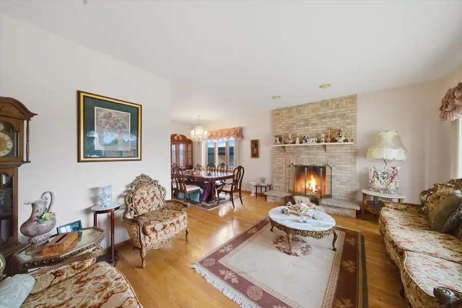 4818 N Sayre Avenue, Chicago, IL 60656 - #2
