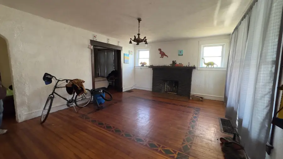 504 Douglas Street, Bloomington, IL 61701 - #2