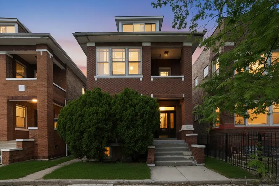 6734 S Maplewood Avenue, Chicago, IL 60629 - #2