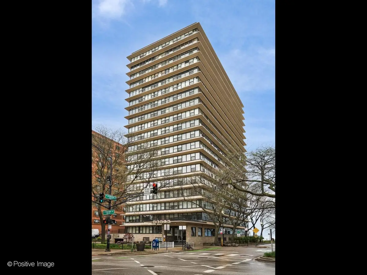 5801 N Sheridan Road #16B, Chicago, IL 60660 - #1