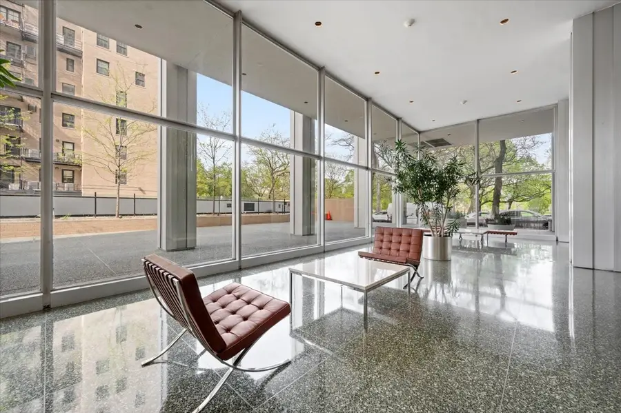 2400 N Lakeview Avenue #1002, Chicago, IL 60614 - #3