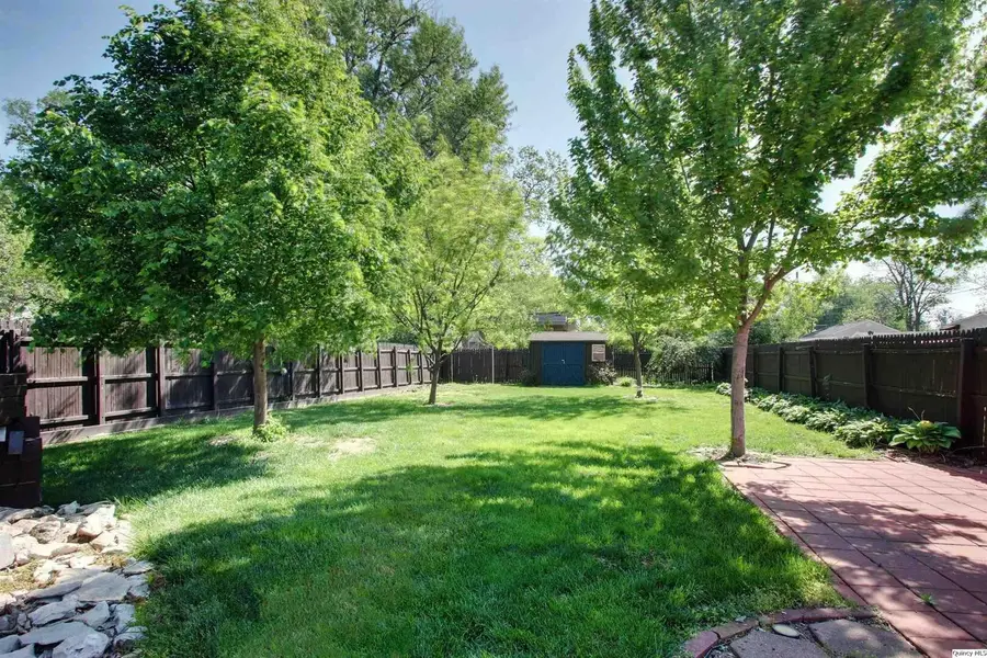 1601 Van Buren St., Quincy, IL 62301 - #3