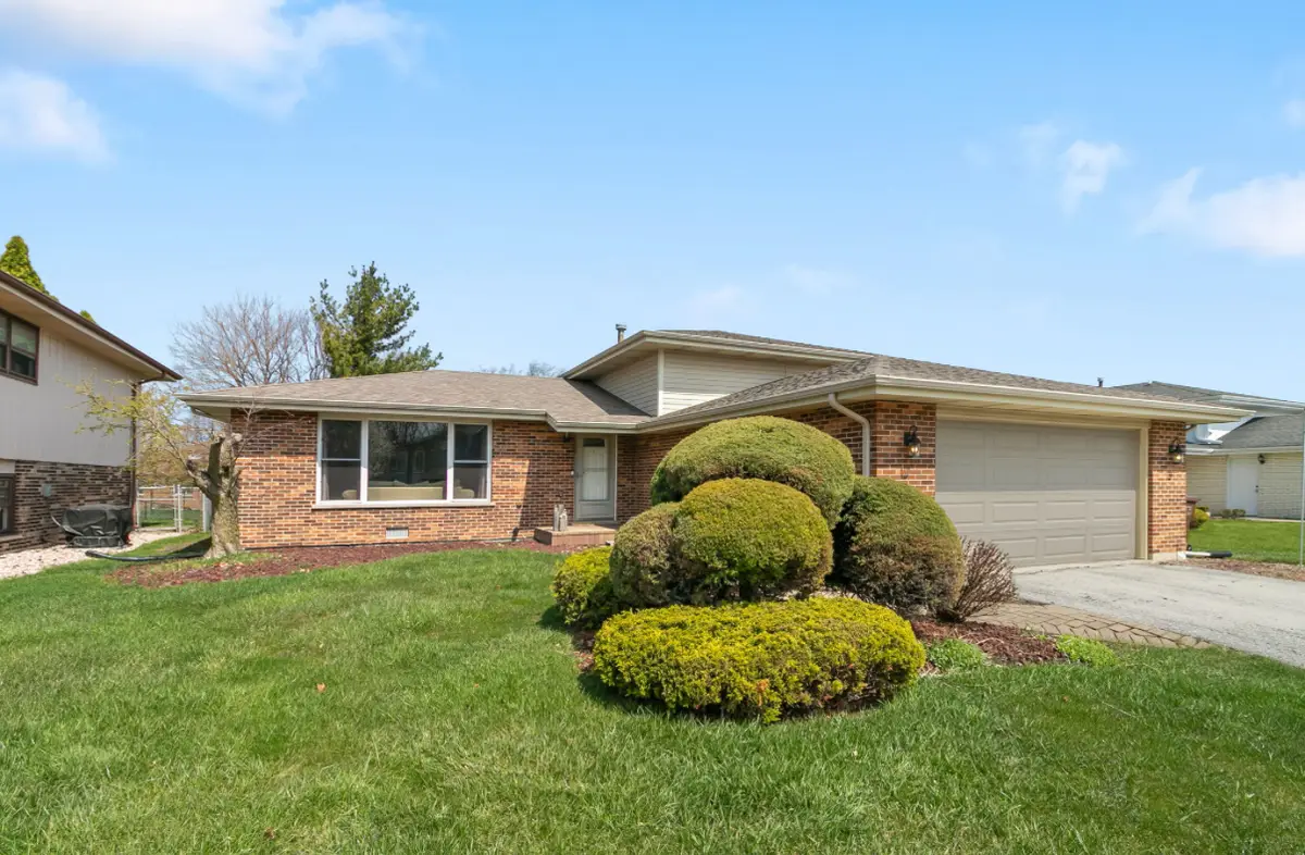 7024 Brementowne Road, Tinley Park, IL 60477 - #1