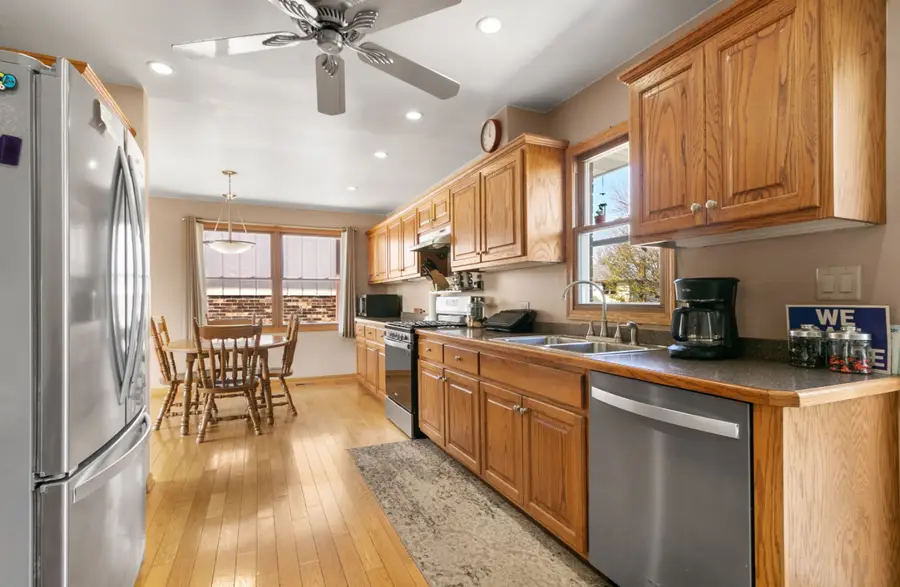 7024 Brementowne Road, Tinley Park, IL 60477 - #2