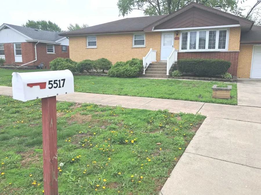 5517 W 83rd Place W, Burbank, IL 60459 - #3
