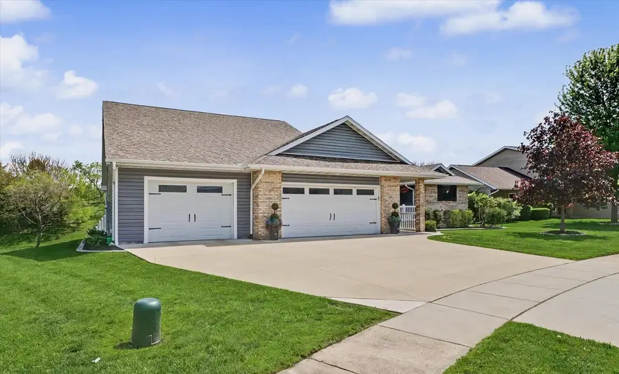 808 Cedar Ridge Court, Mahomet, IL 61853 - #2