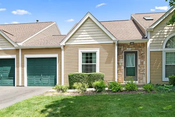 2032 Teton Parkway #2032, Algonquin, IL 60102