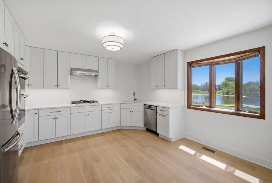 28 Windemere Lane, South Barrington, IL 60010 - #3