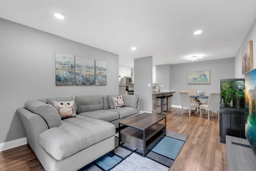 5600 Astor Lane #320, Rolling Meadows, IL 60008 - #3