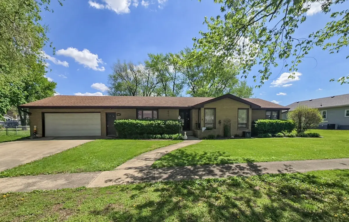 204 N Wabash Street, Odell, IL 60460 - #1