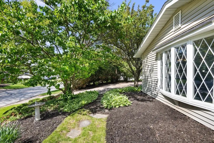 1511 Parklane Drive, Bettendorf, IA 52722 - #3