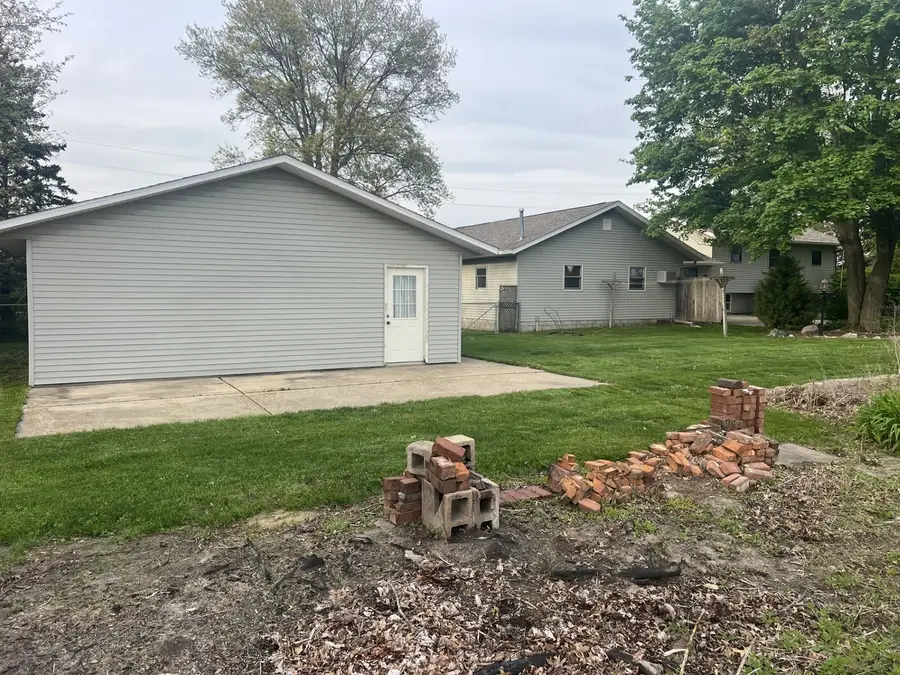 10093 Wolf Road, Geneseo, IL 61254 - #3