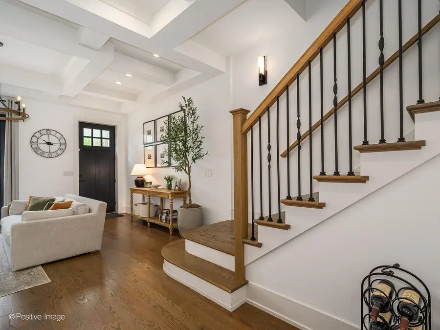 1911 W Wolfram Street, Chicago, IL 60657 - #2
