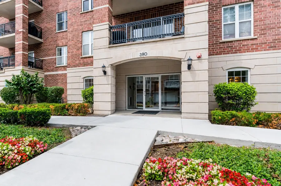 390 W Mahogany Court #503, Palatine, IL 60067 - #2