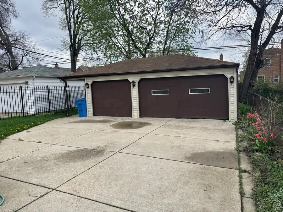 10835 S Peoria Street, Chicago, IL 60643 - #2