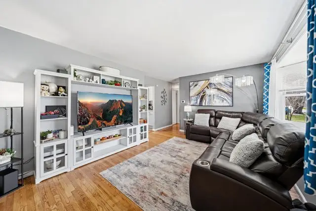 1412 Beach Road, McHenry, IL 60050 - #3