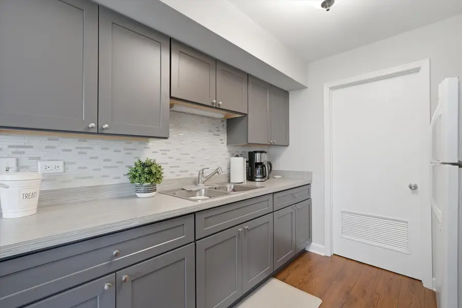 9222 Auburn Court, Orland Park, IL 60462 - #3