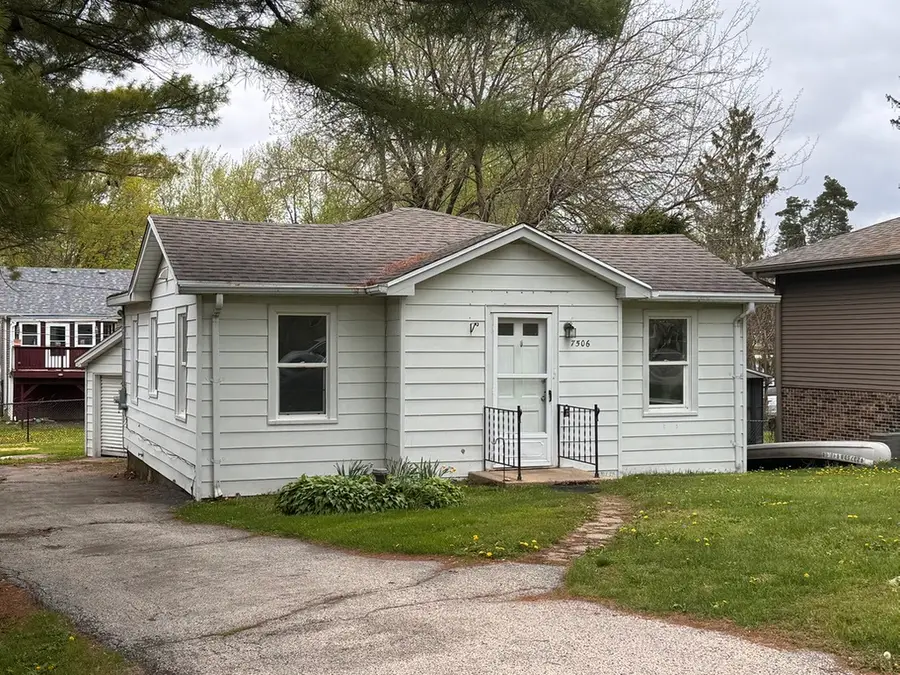 7506 Algonquin Road, Wonder Lake, IL 60097 - #2