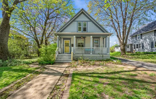 434 S 3rd Street, West Dundee, IL 60118