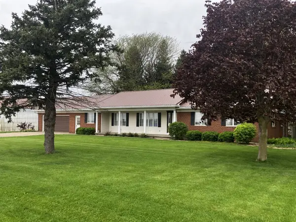 4015 E 1st Road, Mendota, IL 61342