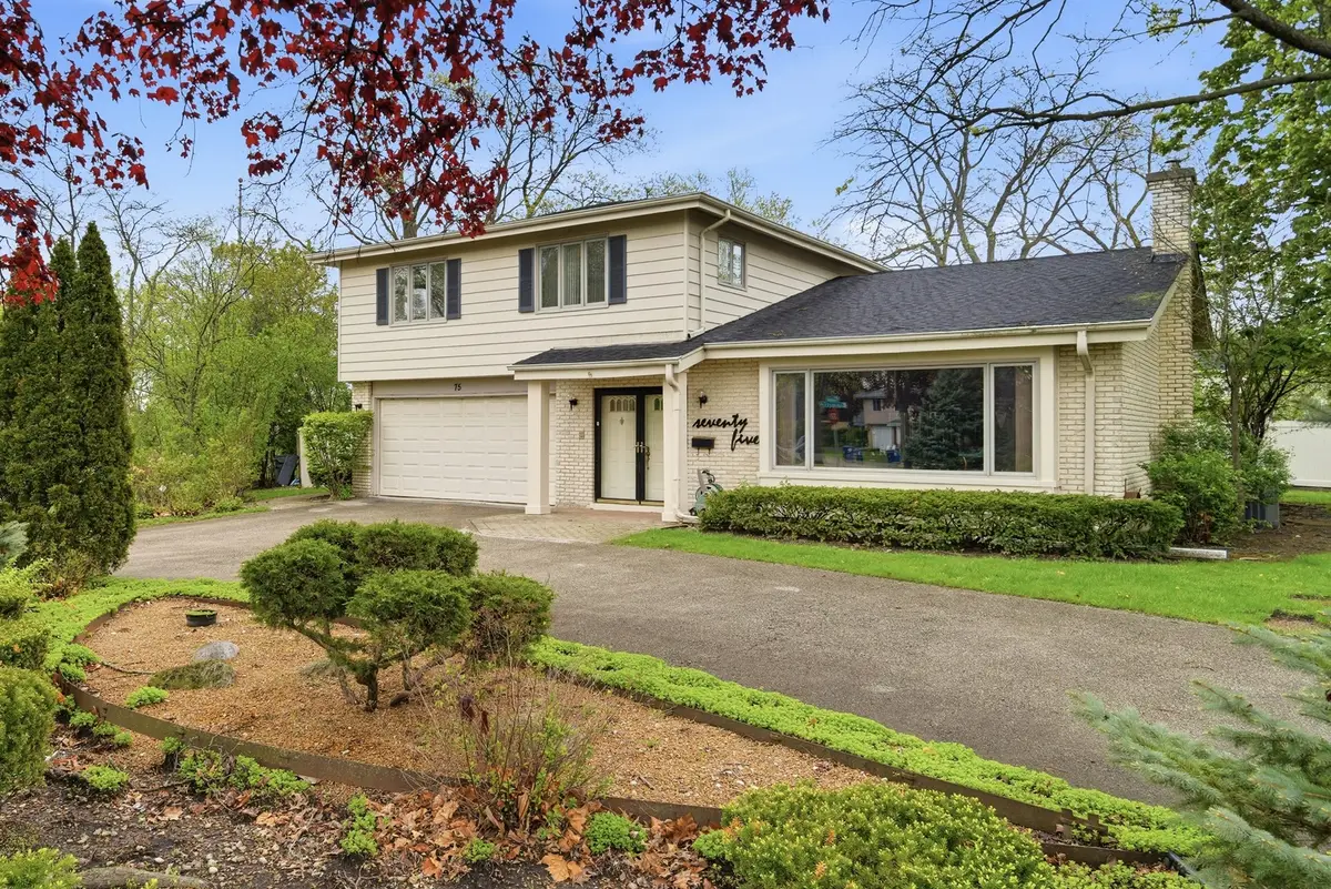 75 Eastwood Drive, Deerfield, IL 60015 - #1