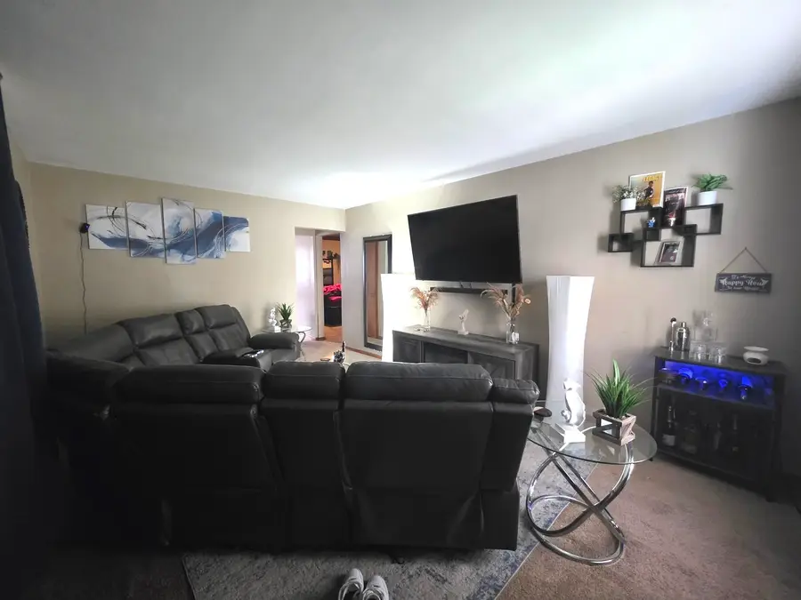 757 Newell Avenue, Calumet City, IL 60409 - #3