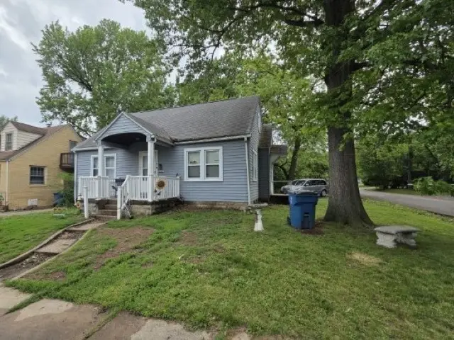701 S 23rd Street, Mount Vernon, IL 62864 - #2