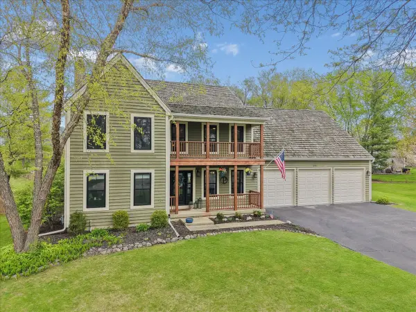 299 Concord Square, Gurnee, IL 60031