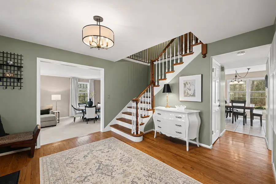 220 Dover Circle, Lincolnshire, IL 60069 - #2