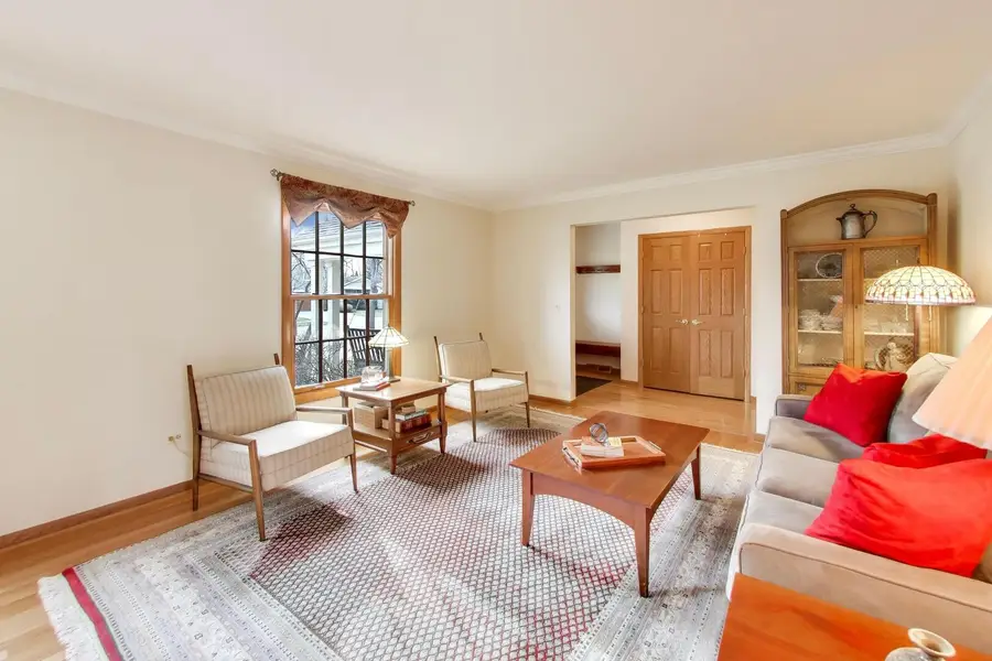 1606 N Pine Avenue, Arlington Heights, IL 60004 - #3