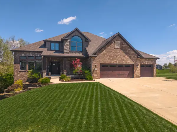 9487 Janel Drive, Bloomington, IL 61705