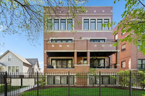 2133 N Campbell Avenue #1D, Chicago, IL 60647