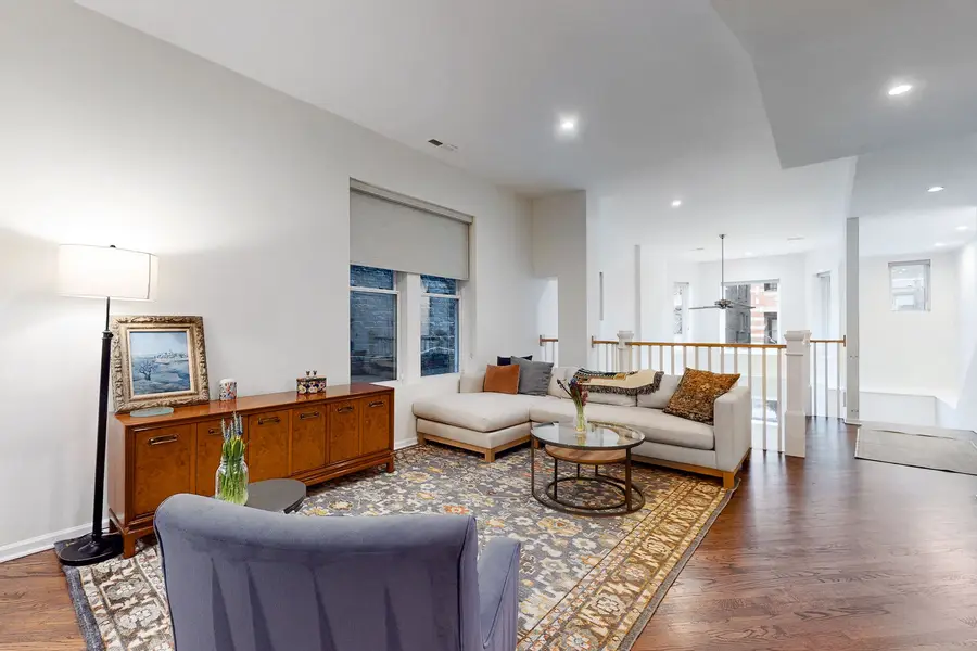 626 W Buckingham Place #1E, Chicago, IL 60657 - #3