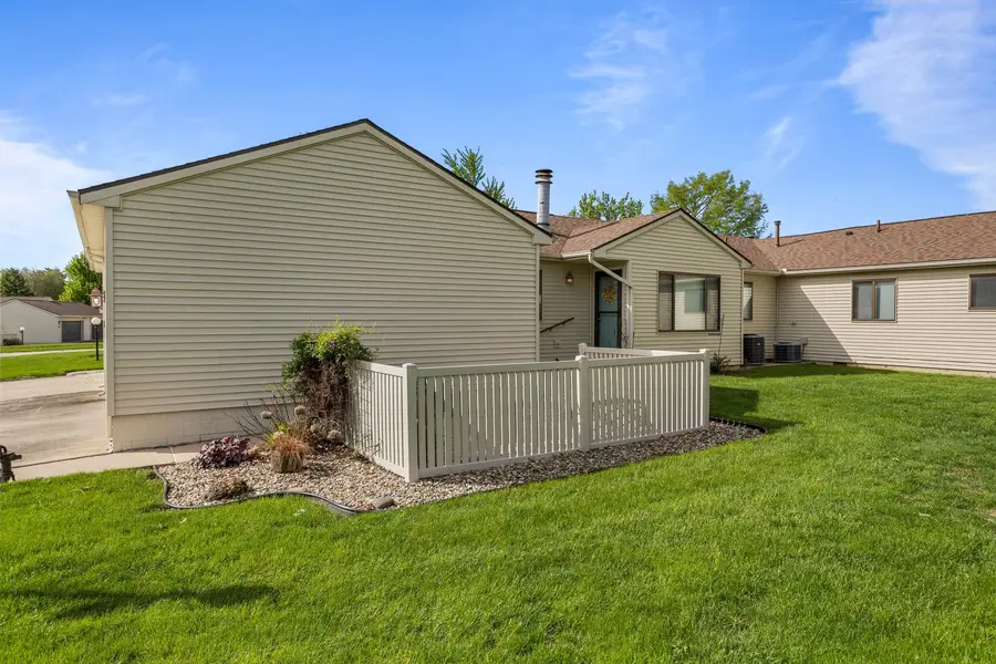 2412 Heritage Drive #2412, Champaign, IL 61822 - #3