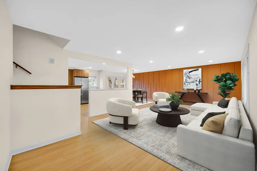 821 W Manor Court, Glenwood, IL 60425 - #3