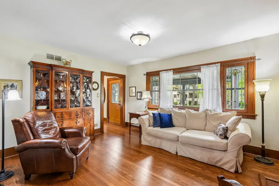 821 N Grove Avenue, Oak Park, IL 60302 - #3