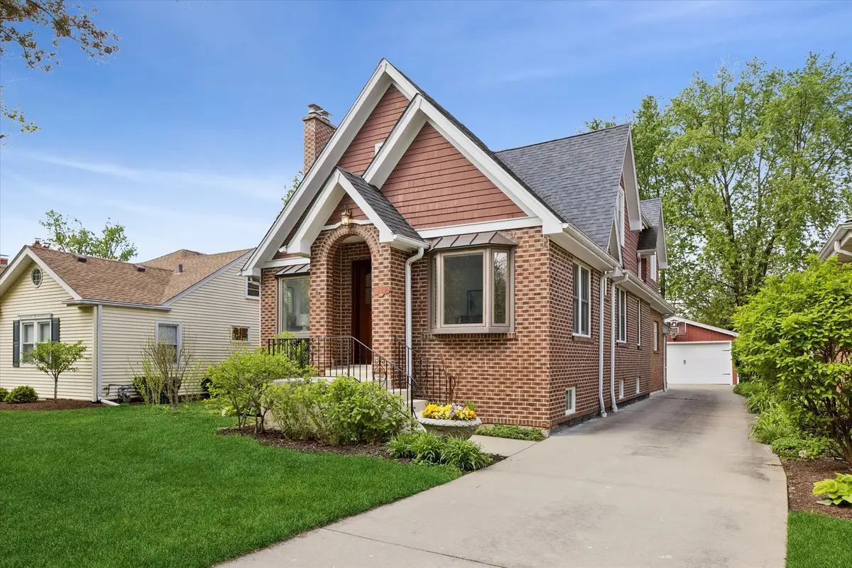 5116 Woodland Avenue, Western Springs, IL 60558 - #1