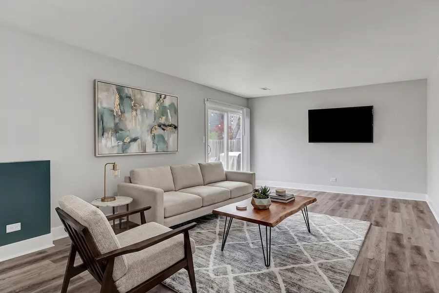 4721 Huntington Boulevard, Hoffman Estates, IL 60192 - #3