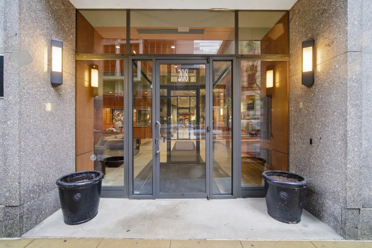 208 W Washington Street #910, Chicago, IL 60606 - #1