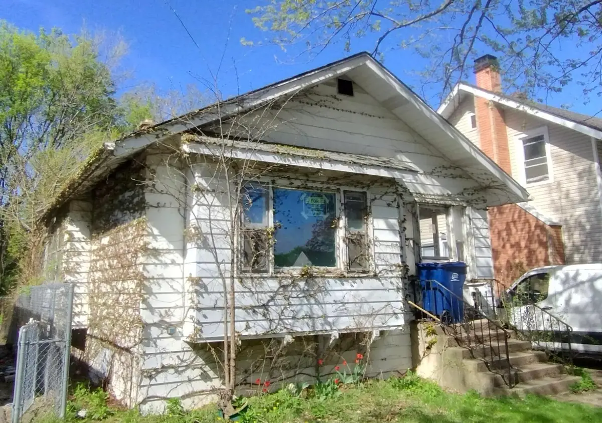 918 Highland Avenue, Waukegan, IL 60085 - #1