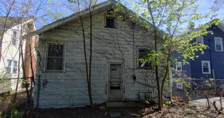 918 Highland Avenue, Waukegan, IL 60085 - #2