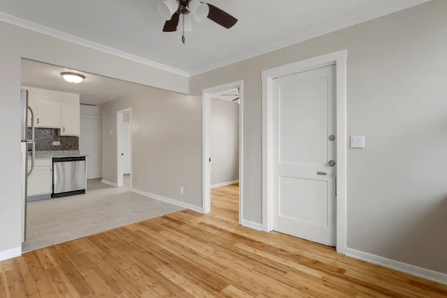 3707 W Mclean Avenue, Chicago, IL 60647 - #3