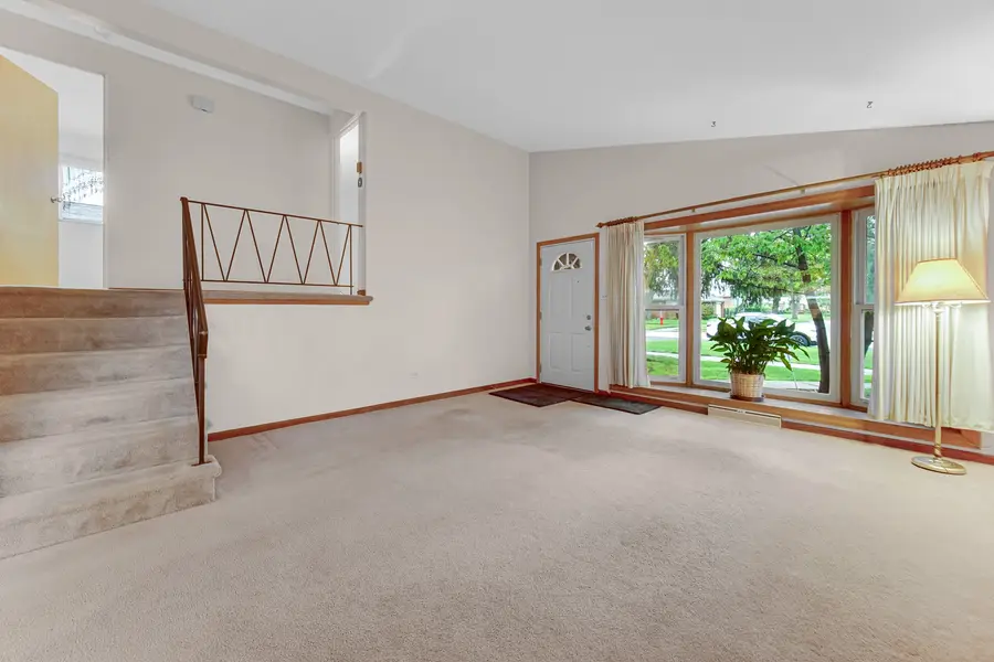 8322 Central Avenue, Morton Grove, IL 60053 - #3